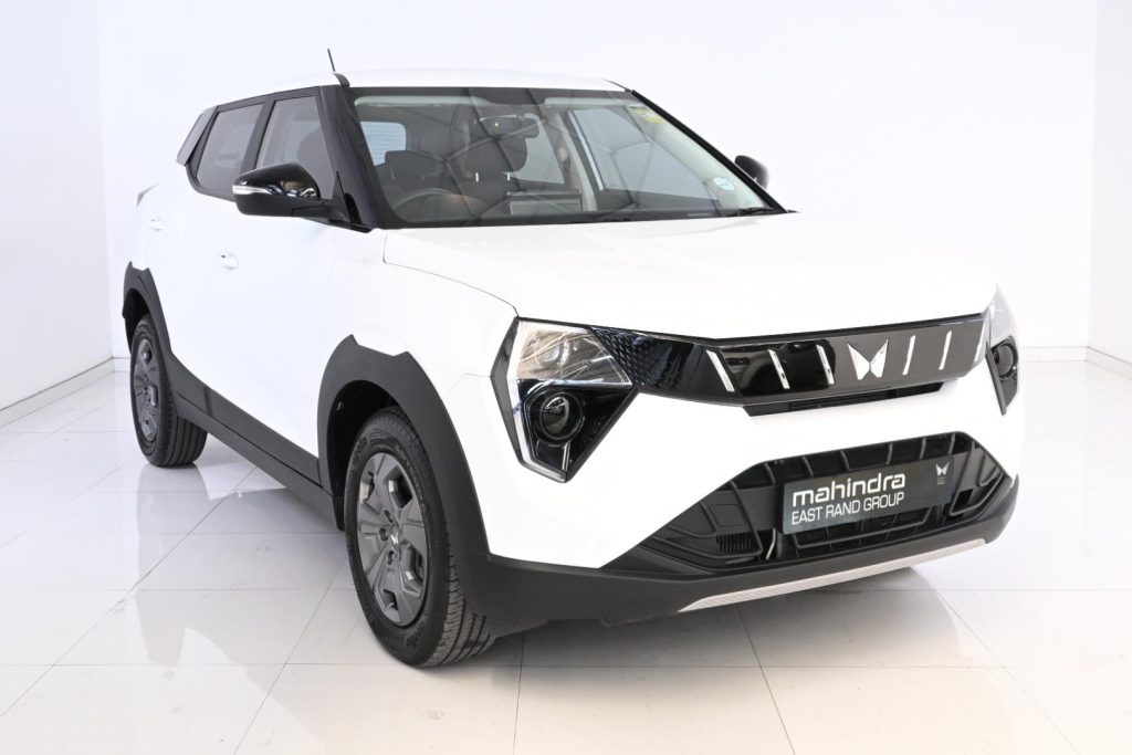 2025 Mahindra XUV 3XO 1.2T MX3 Manual